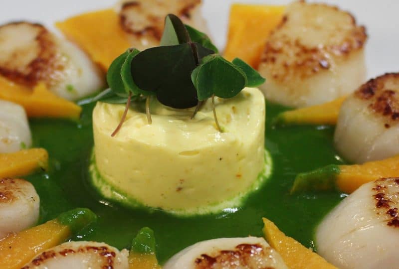 Assiette de coquilles Saint-Jacques