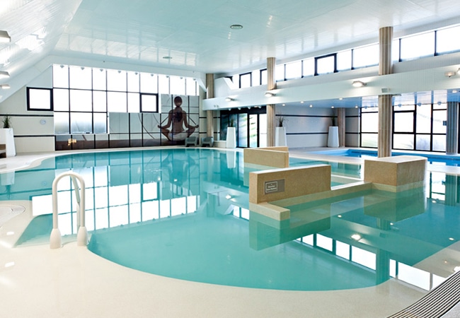Piscine hôtel Thalazur Calvados