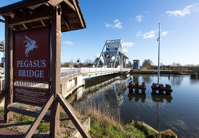 Le pont de Pegasus Bridge dans le Calvados en Normandie