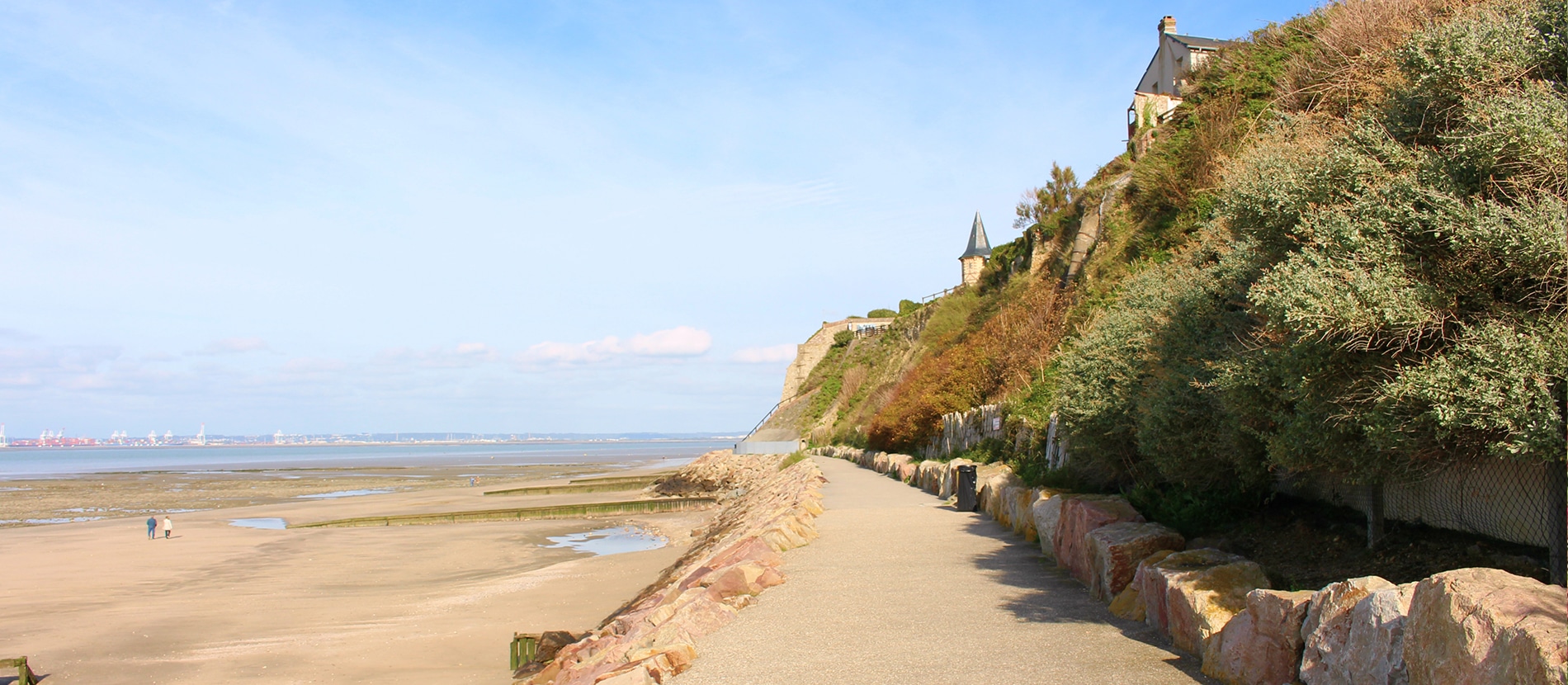 Balade sur la plage de Villerville dans le Calvados en Normandie