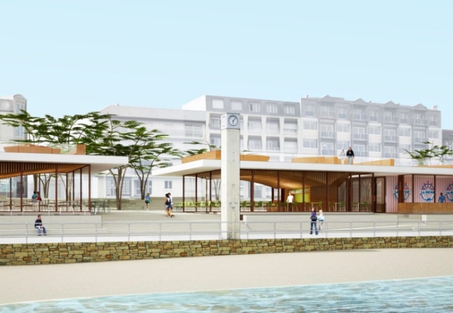 Place moderne en bord de mer