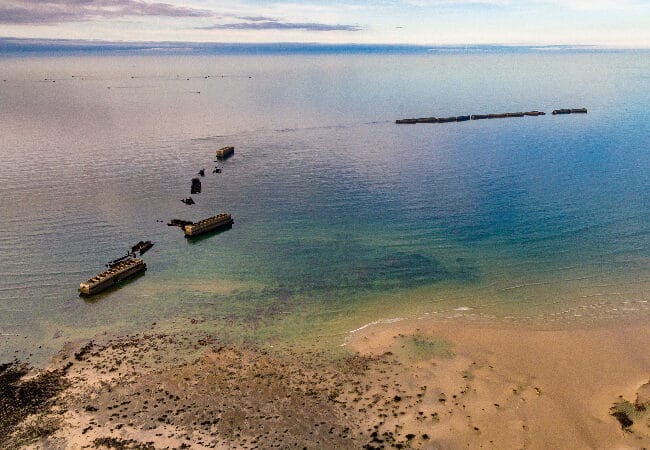 Port artificiel Arromanches dans le Calvados en Normandie