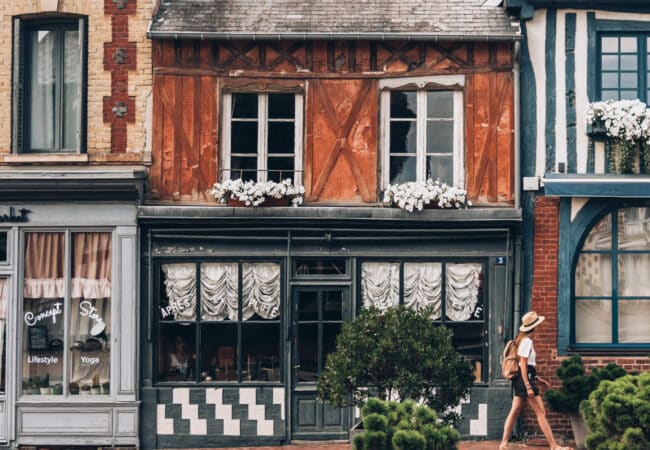 Maison en colombage dans le Calvados en Normandie